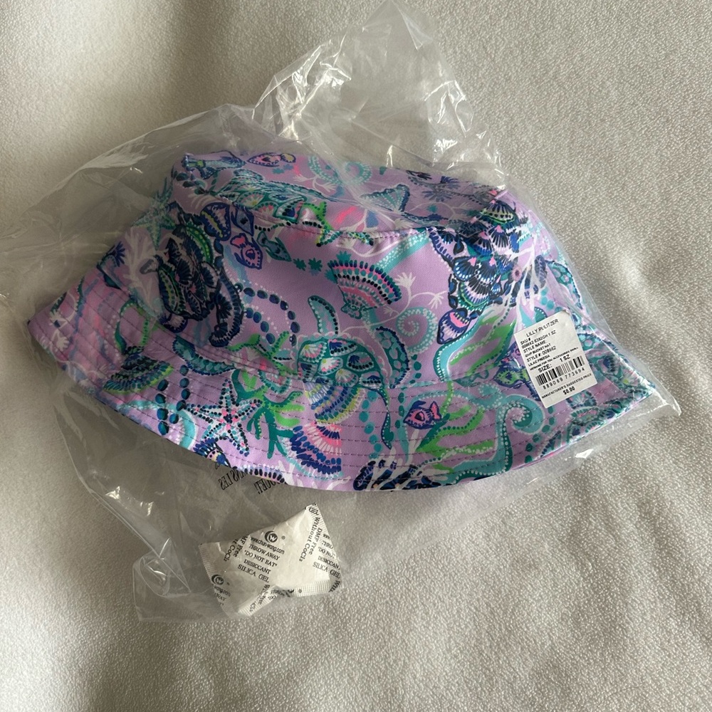 COPY - NWT LILLY PULITZER BUCKET HAT LILAC FREESIA MERMAID FOR YOU GWP HAT 1 SI…